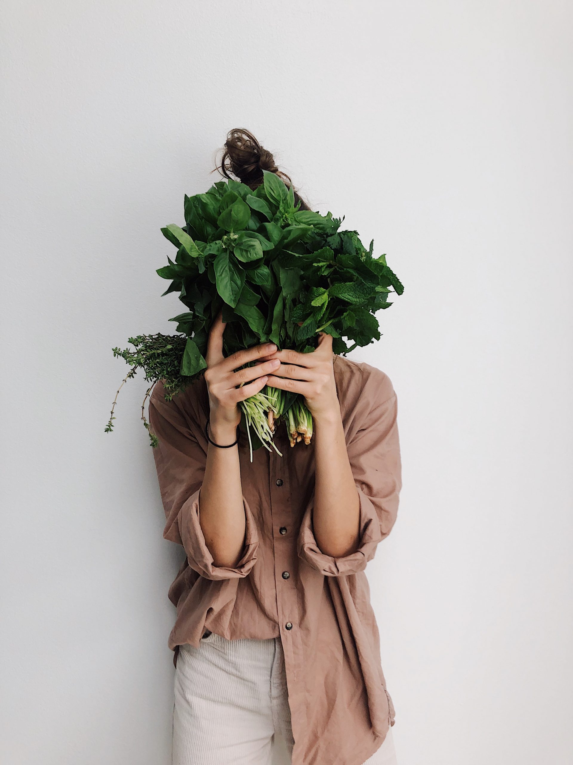 5 Nootropics to Try for Increased Mindfulness - Plus More Calming Herbs Processed with VSCO with ku1 preset